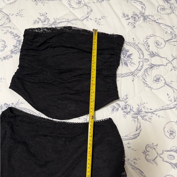 Nylah Maxi Set in Black - Picture 6 of 11